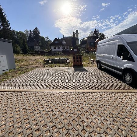Luxusni Apartman Grand V Centru Harrachova Se Soukromou Mega Terasou, S Privatnim Parkovanim Zdarma, S Moznosti Dobijeni Wallbox Ev A Vyhledem Na Harrachovsky Kostelicek Ngoại thất bức ảnh